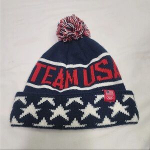 Winter Olympics official team apparel TEAM USA lined Beanie hat w Pom